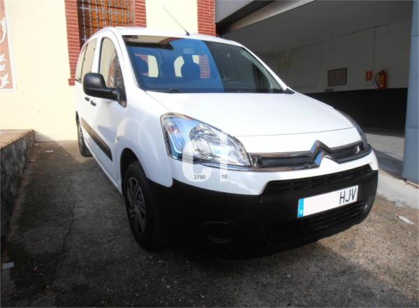 Citroen berlingo 5 puertas Diesel del año 2012