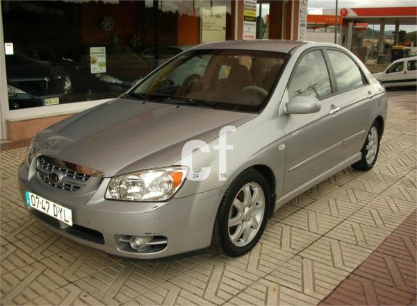 Kia cerato 4 puertas Diesel del año 2006