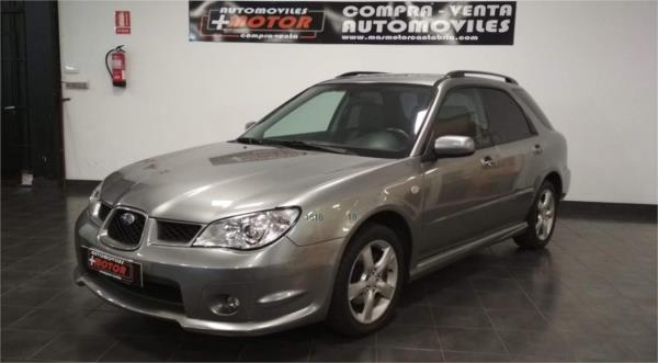 Subaru impreza 5 puertas Gasolina del año 2007