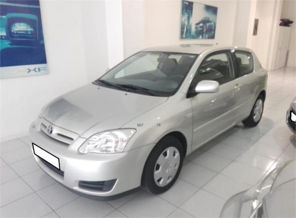 Toyota corolla 3 puertas Diesel del año 2005