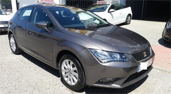 Seat leon 5 puertas Gasolina del año 2015