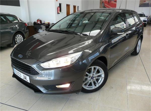 Ford focus 5 puertas Diesel del año 2016