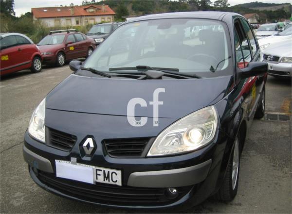 Renault scenic 5 puertas Diesel del año 2007