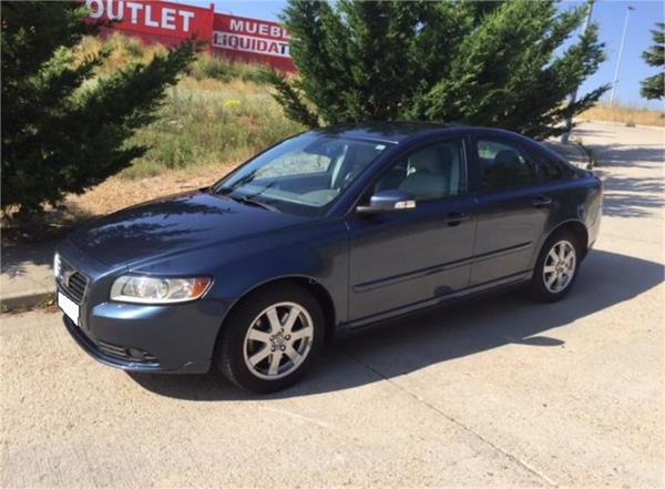 Volvo s40 4 puertas Diesel del año 2009