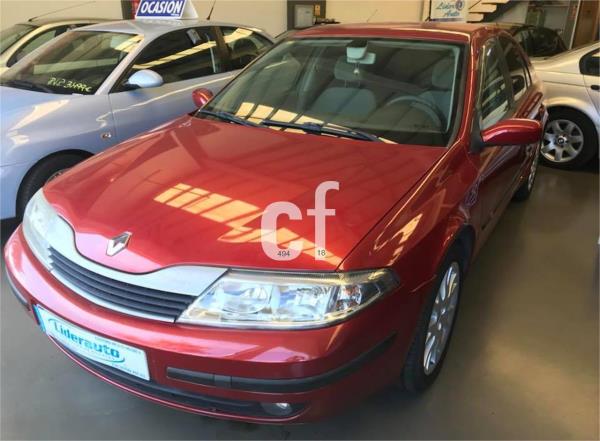 Renault laguna 5 puertas Diesel del año 2003