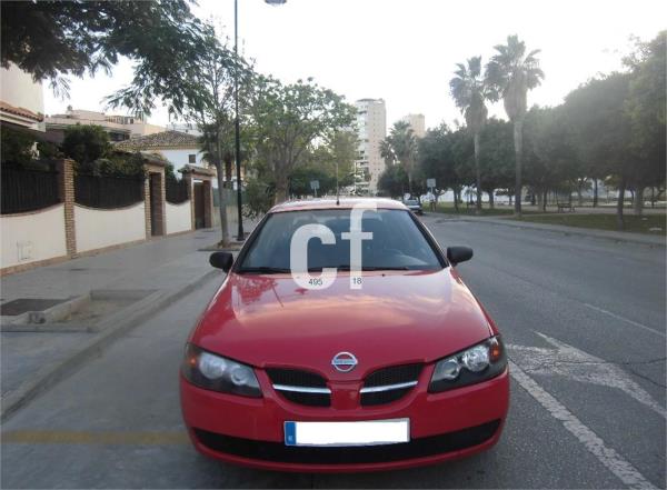 Nissan almera 3 puertas Diesel del año 2005