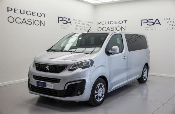 Peugeot traveller 4 puertas Diesel del año 2017