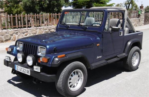 Jeep wrangler 3 puertas Gasolina del año 1995