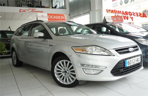 Ford mondeo 5 puertas Diesel del año 2014