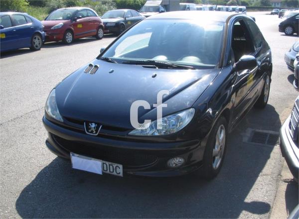 Peugeot 206 3 puertas Diesel del año 2004