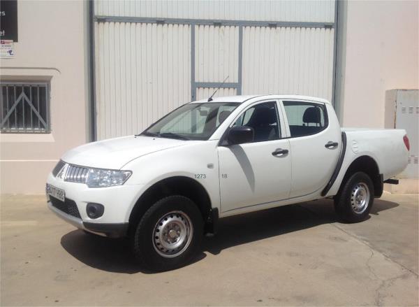 Mitsubishi l200 4 puertas Diesel del año 2011