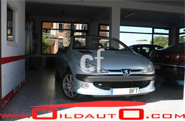 Peugeot 206 2 puertas Gasolina del año 2001