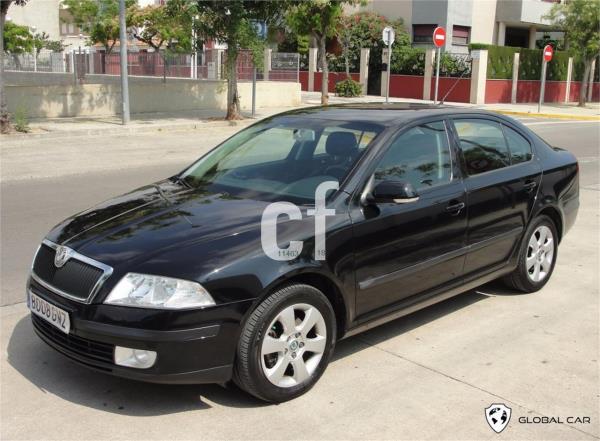 Skoda octavia 5 puertas Diesel del año 2009