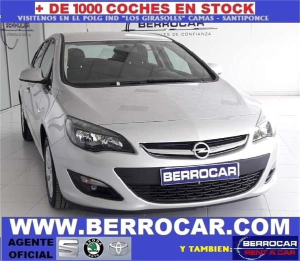 Opel astra 5 puertas Diesel del año 2015